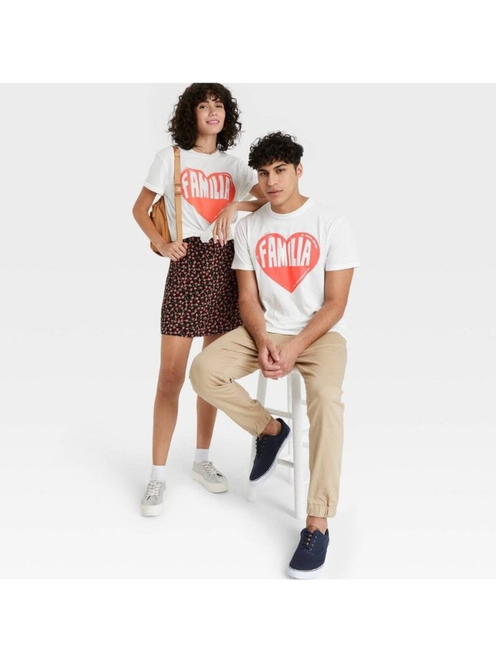 Familia Heart Unisex Kids T-Shirt XS White Short Sleeve Cotton by Well Worn